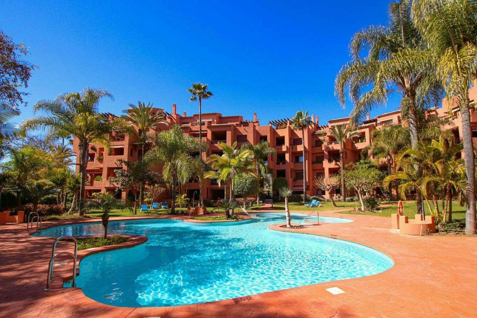 شقة Piso 4 Hab. - Elviria Playa ماربيا المظهر الخارجي الصورة